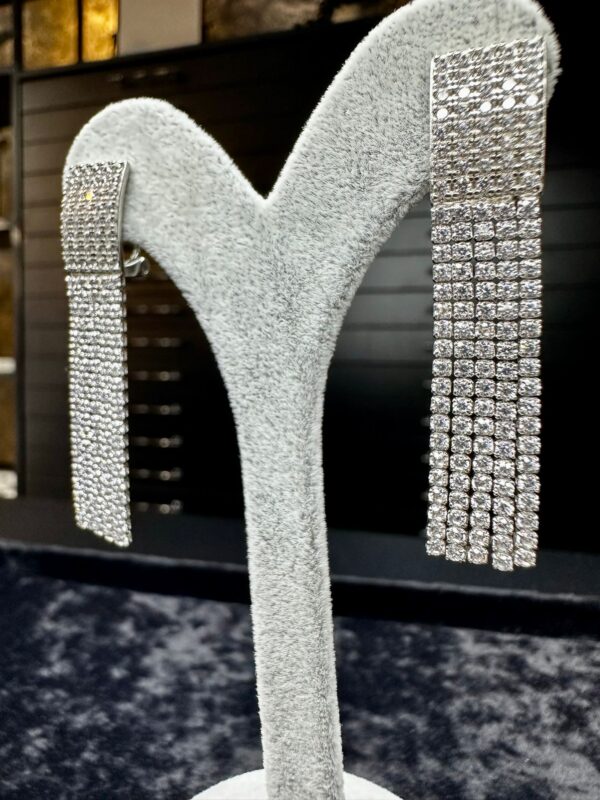 MARİNDA SALLANTILI KÜPE