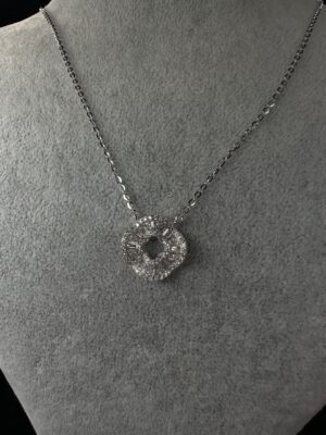 Fida Baget Taşlı Oval Gümüş Kolye