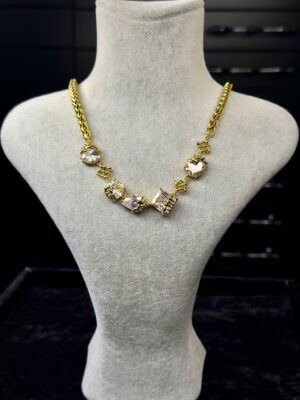 GOLD TAŞLI ÇELİK KOLYE